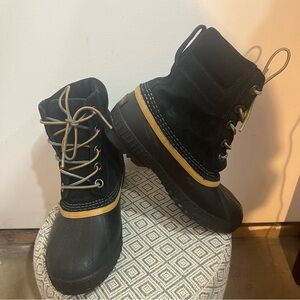 Sorel Cheyanne II Black Waterproof Winter Snow Duck Boot Youth Size 4